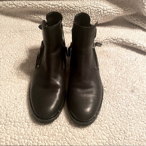 Dolce Vita Kinley Ankle Boot size 9 - Picture 2 of 6